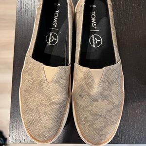 Women’s TOMS Slip-Ons